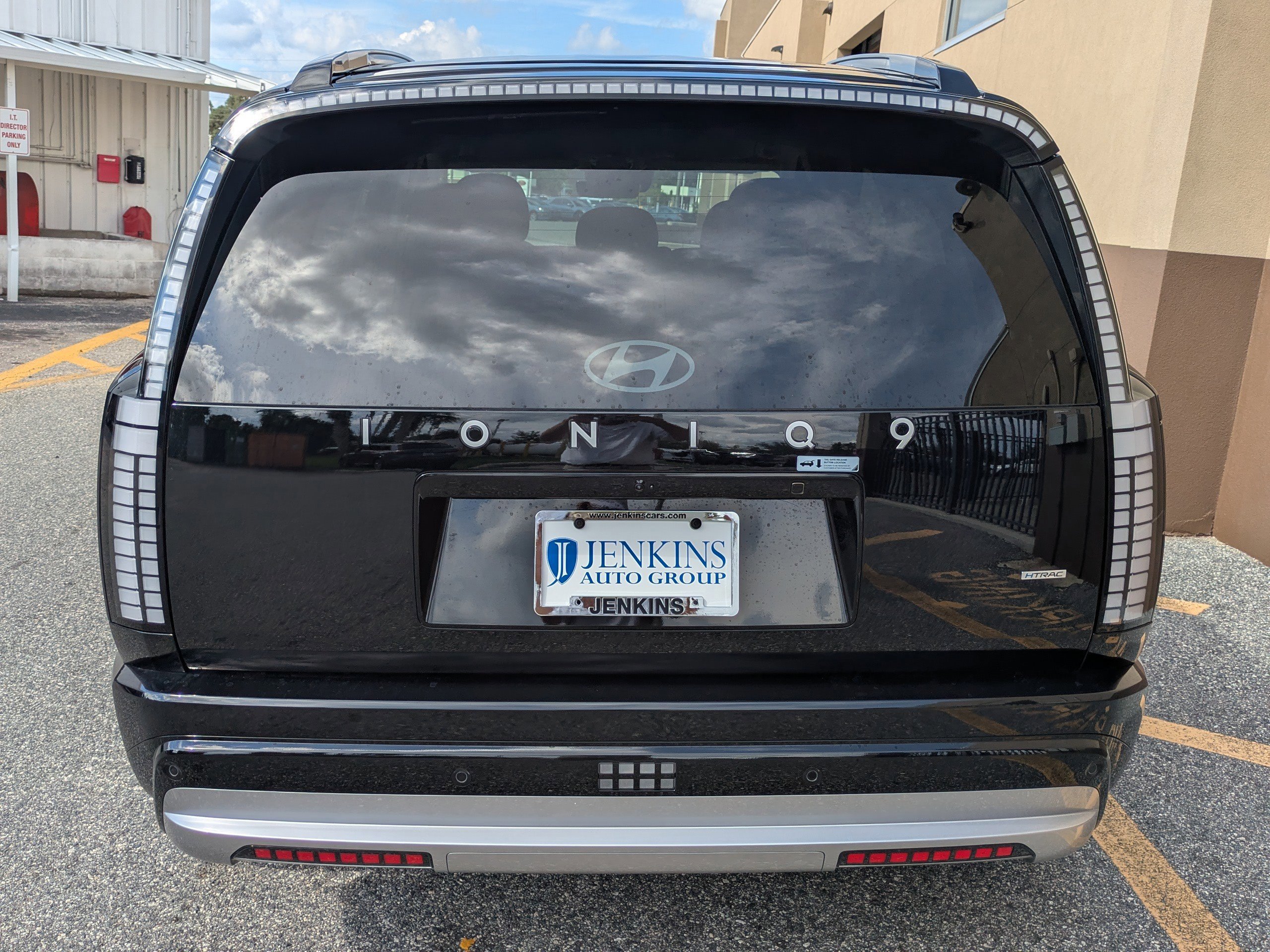 New 2026 Hyundai Ioniq 9 SEL image 6