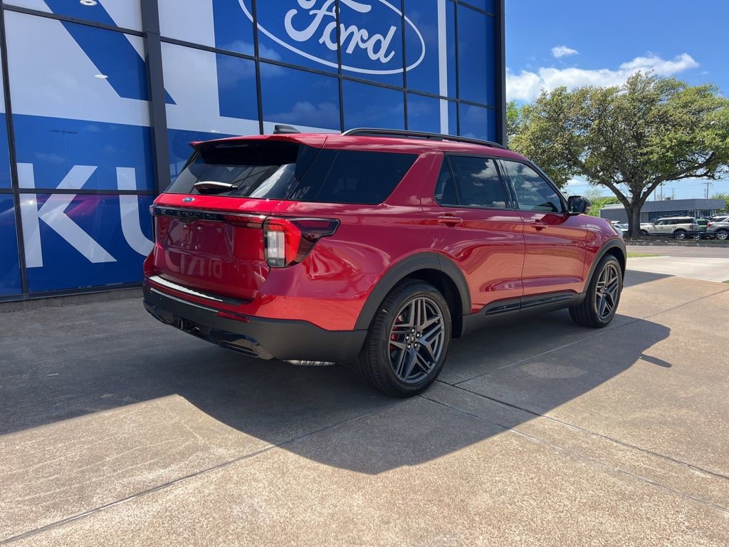New 2026 Ford Explorer ST-Line image 7