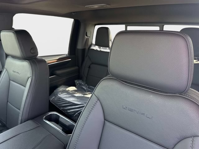 New 2026 GMC Sierra 3500 Denali w/ Denali Reserve Package AWD/4WD image 17