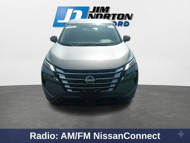 Used 2024 Nissan Rogue SV AWD/4WD image 3
