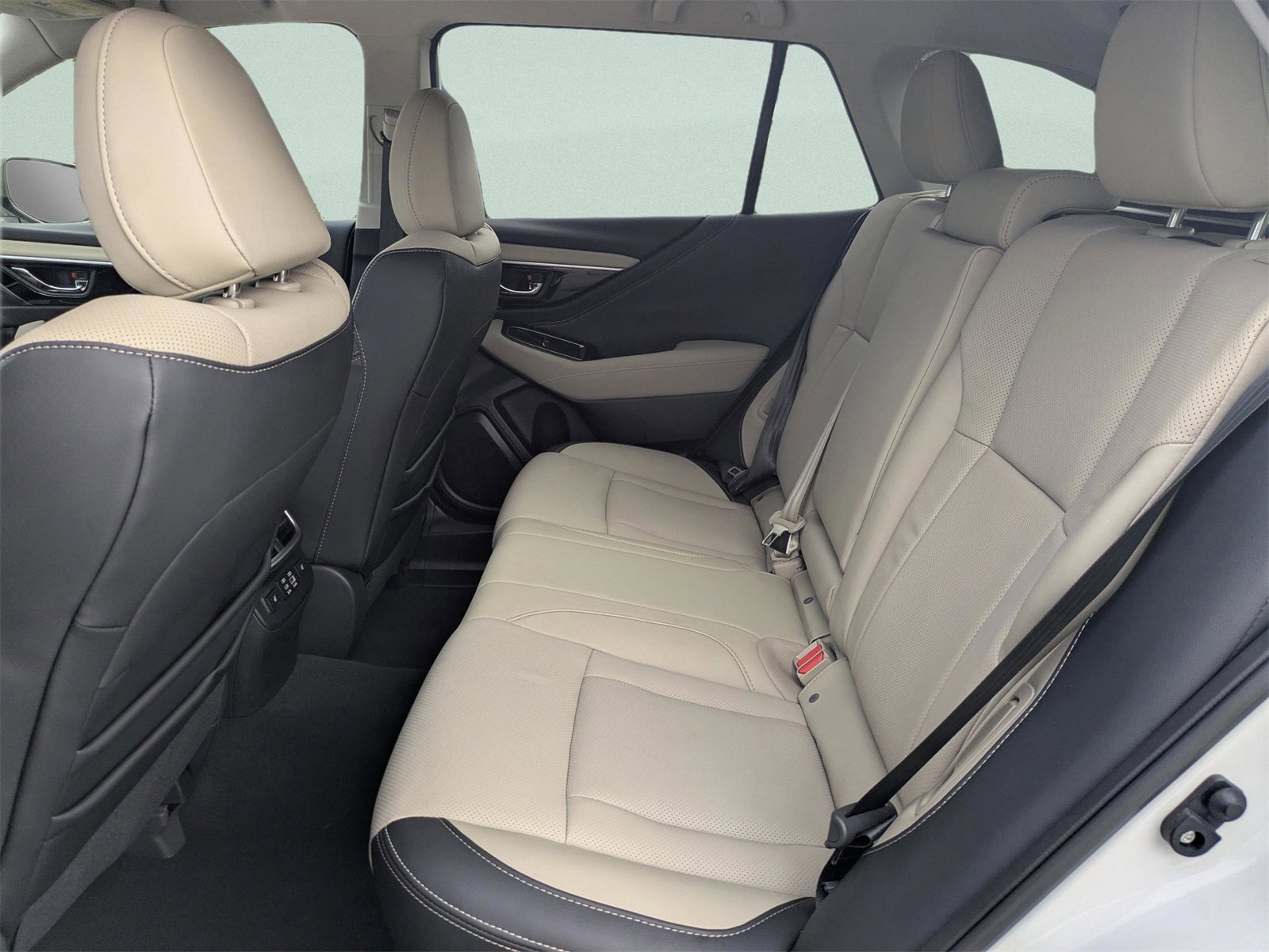 Used 2025 Subaru Outback Limited XT w/ Popular Package #2 image 35