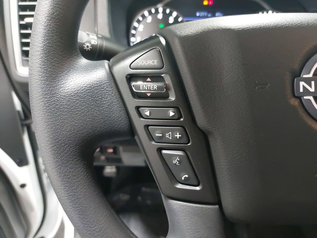 Certified 2024 Nissan Frontier SV w/ Tow Package image 16