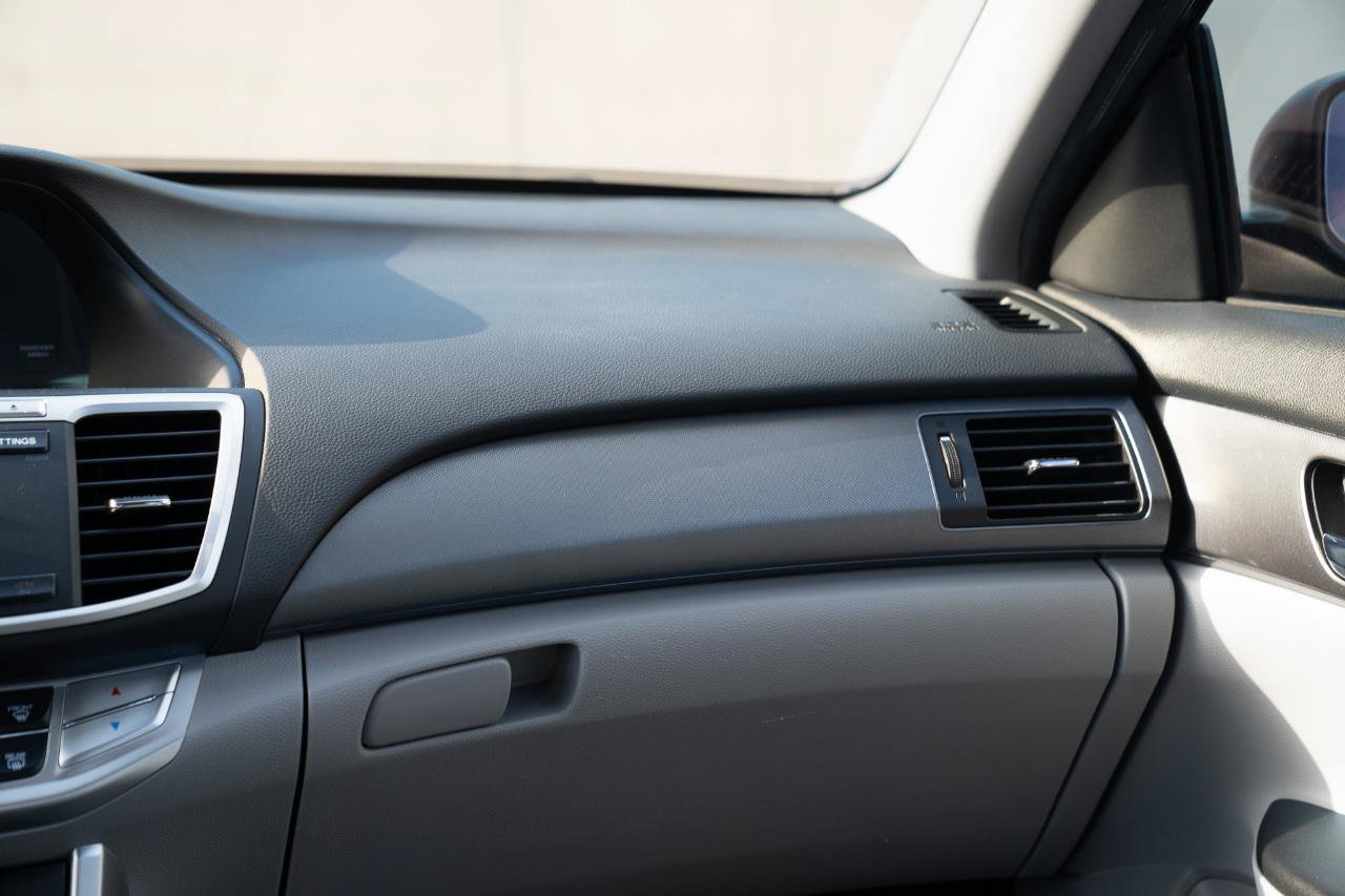 Used 2015 Honda Accord LX image 27