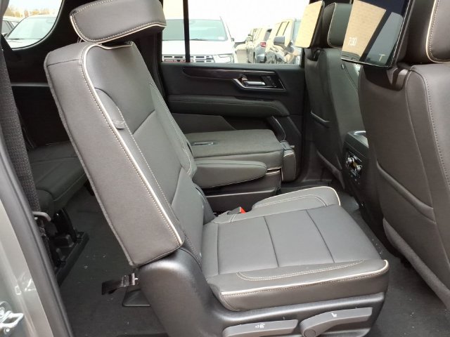 New 2027 GMC Yukon XL Elevation w/ Elevation Premium Package AWD/4WD image 24