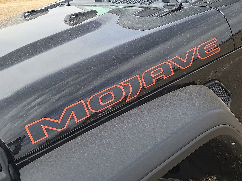 Used 2023 Jeep Gladiator Mojave w/ Cold Weather Group image 12