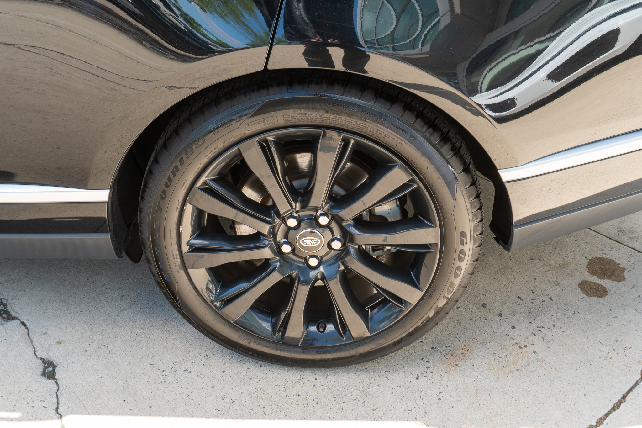 Used 2016 Land Rover Range Rover Supercharged image 42