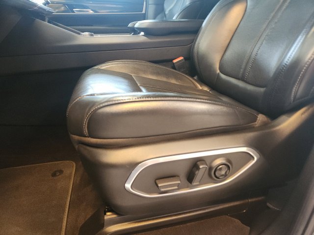 Used 2022 Jeep Wagoneer Series I w/ Premium Group I RWD image 22