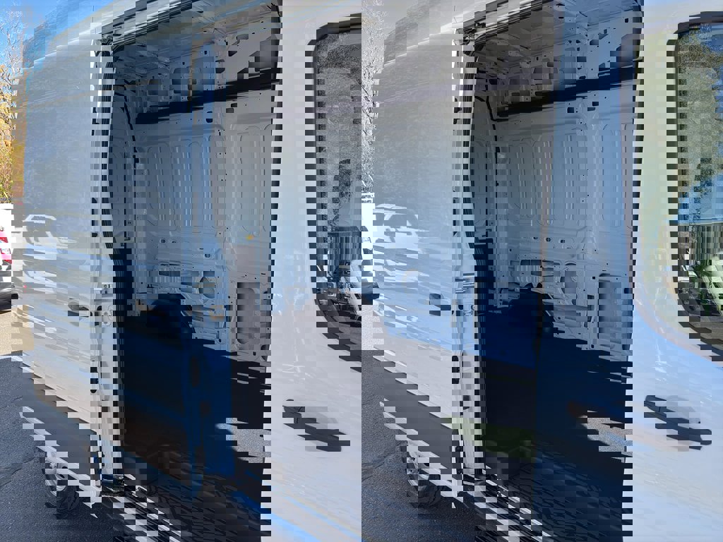 New 2025 Ford Transit 350 148 High Roof AWD image 23