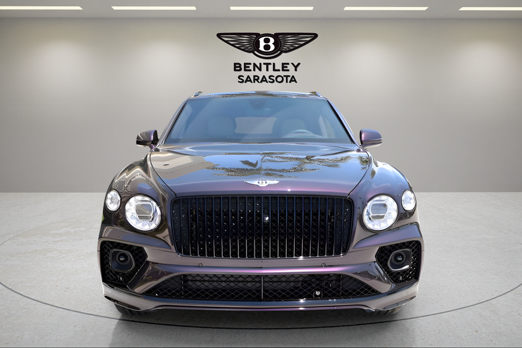 Used 2023 Bentley Bentayga Extended Wheelbase AWD/4WD image 7
