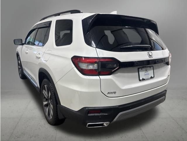Certified 2023 Honda Pilot Elite image 4