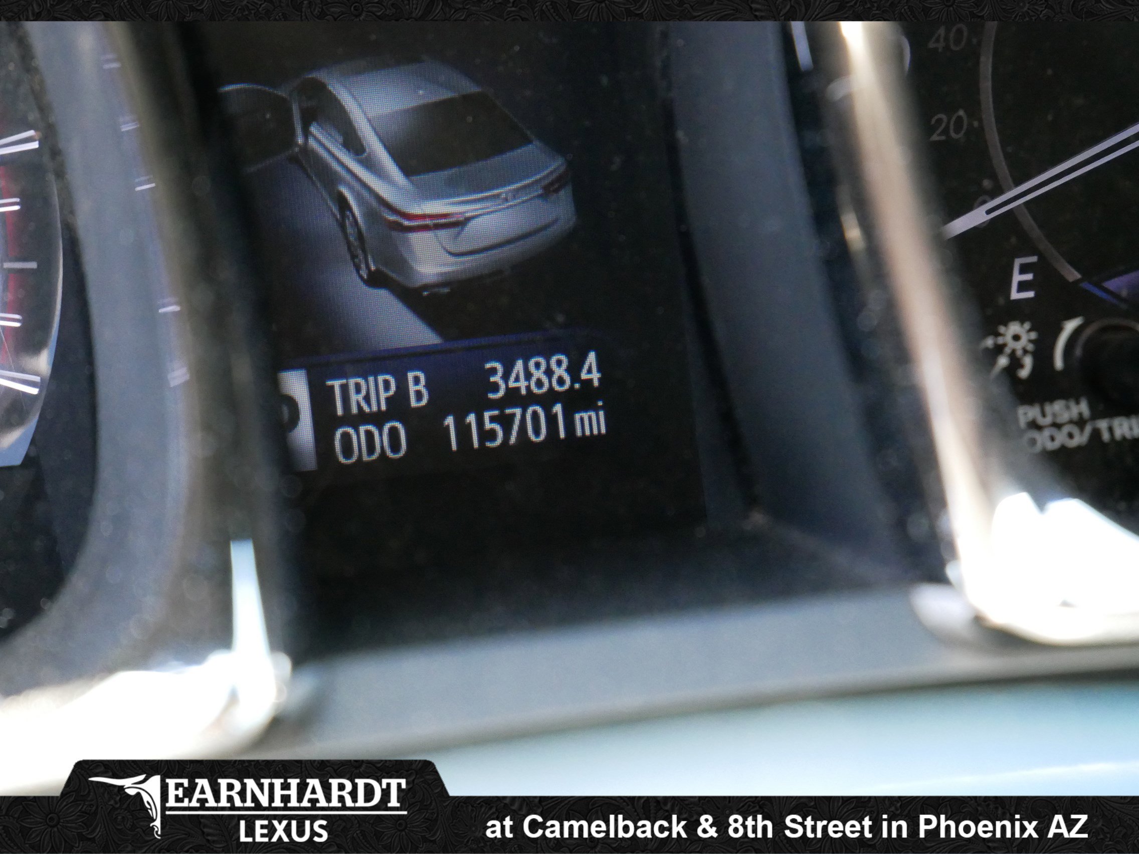 Used 2013 Toyota Avalon Limited image 4