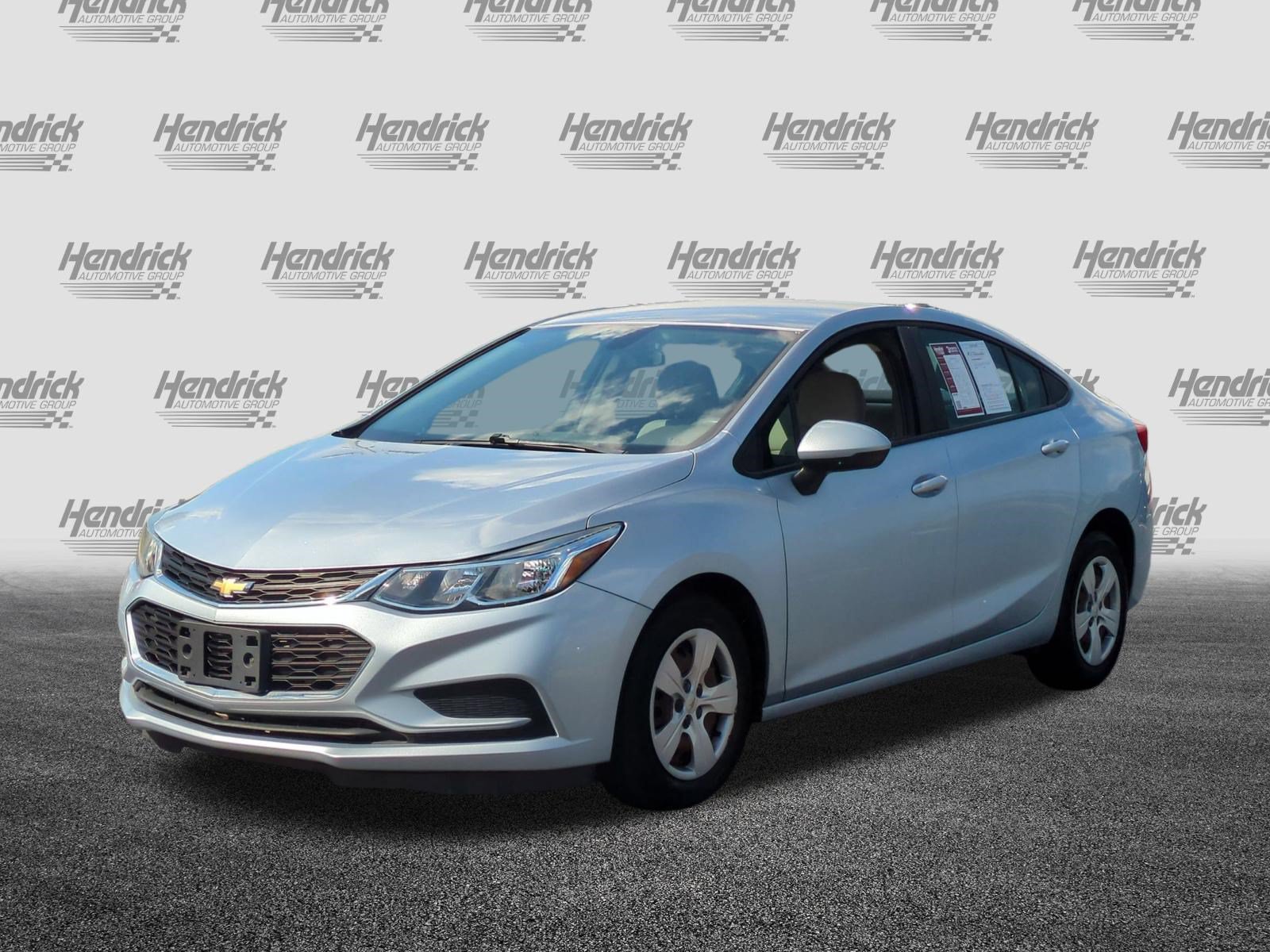 Used 2018 Chevrolet Cruze LS FWD image 5