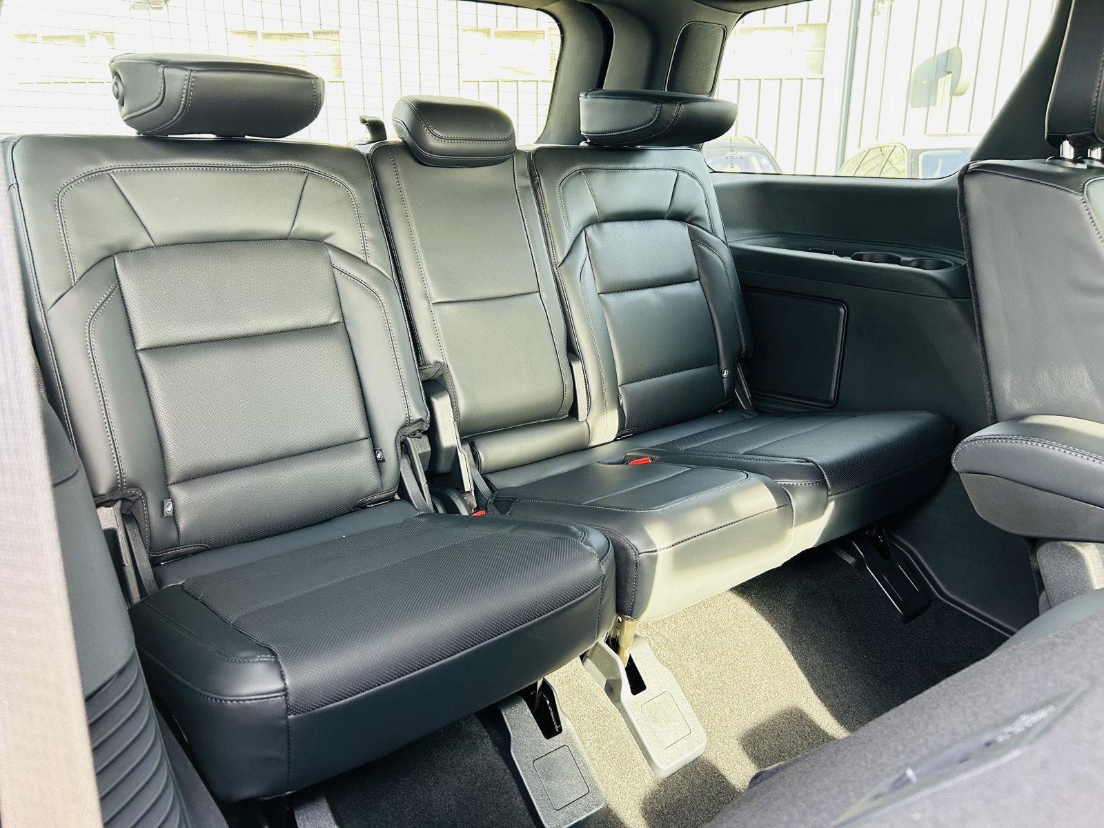 New 2026 Lincoln Navigator Reserve w/ Jet Appearance Package AWD/4WD image 47