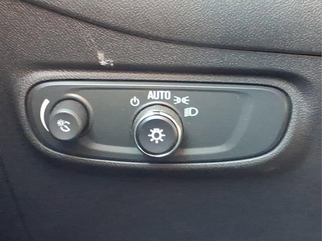 Used 2024 Chevrolet Equinox LT image 17