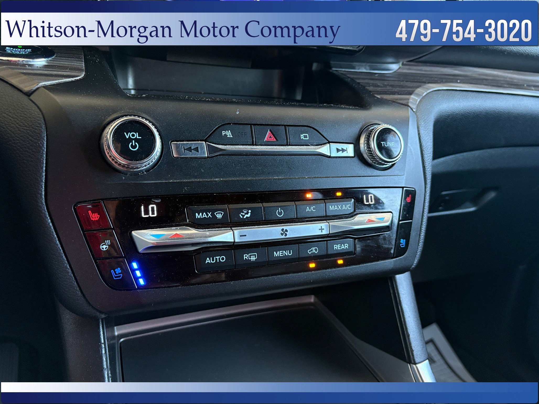 Used 2020 Ford Explorer Limited image 32