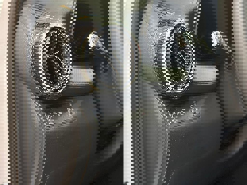 New 2026 Chevrolet Equinox LT w/ Safety and Technology Package image 16