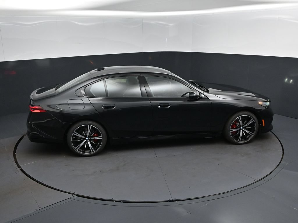 New 2027 BMW 540i xDrive w/ Executive Package AWD/4WD image 35