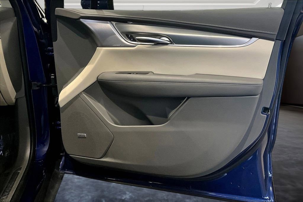 Certified 2023 Cadillac XT5 Premium Luxury AWD/4WD image 28