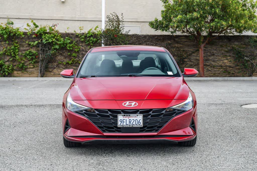 Used 2023 Hyundai Elantra SEL w/ Convenience Package video 2
