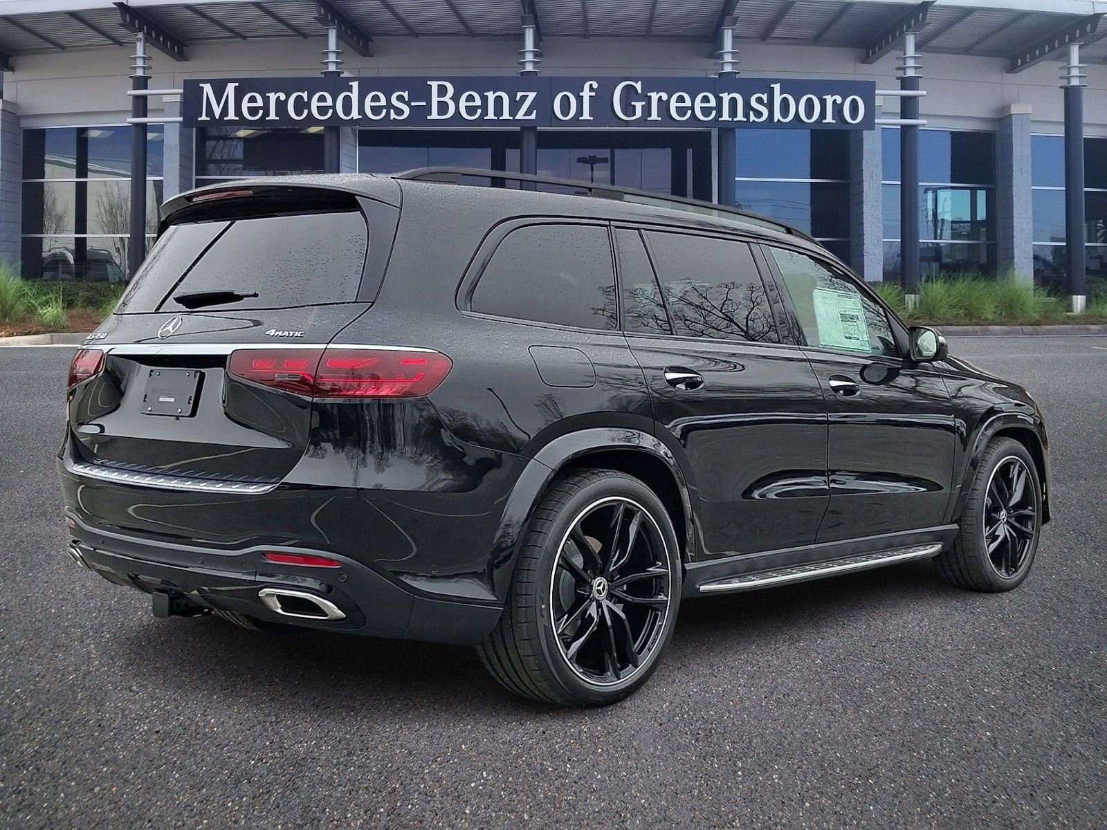 New 2026 Mercedes-Benz GLS 450 4MATIC image 3
