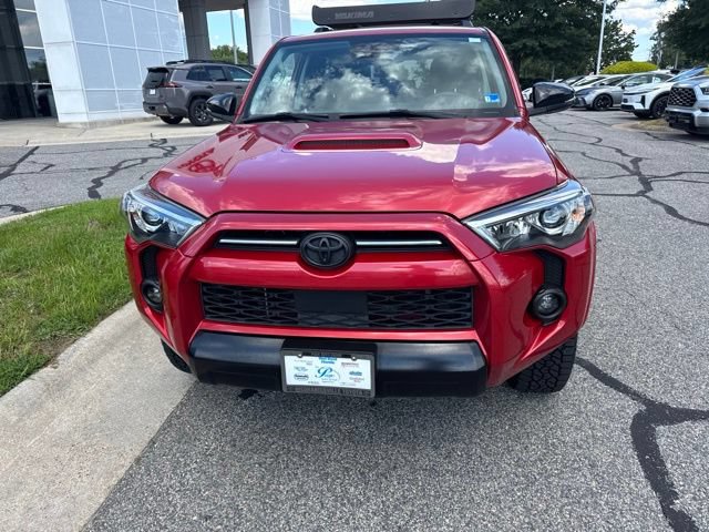 Used 2021 Toyota 4Runner Venture w/ Moonroof Package AWD/4WD image 4