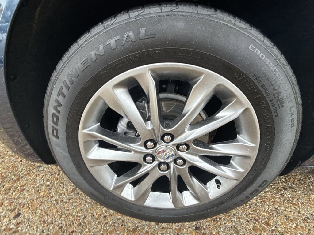 Certified 2024 Buick Enclave Avenir w/ Avenir Technology Package image 33