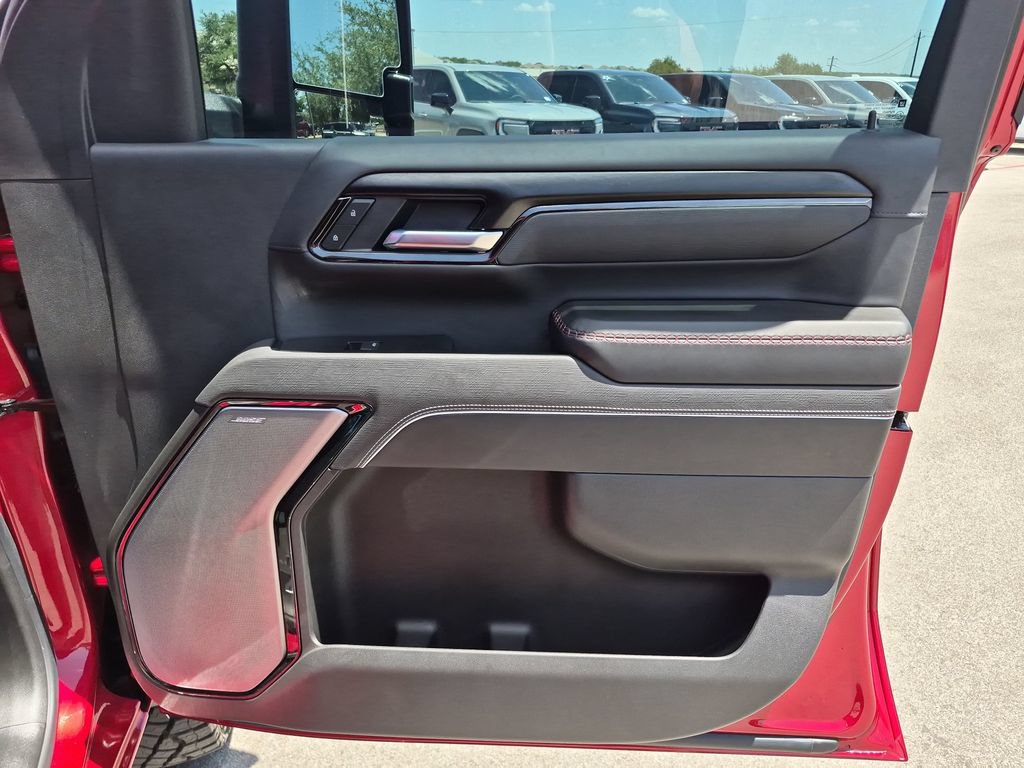 Used 2025 GMC Sierra 2500 AT4X w/ AT4X AEV Edition AWD/4WD image 39