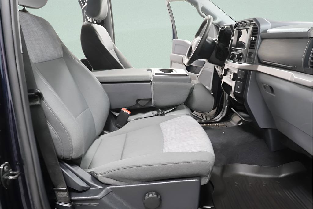 Used 2023 Ford F150 XLT w/ XTR Package image 28