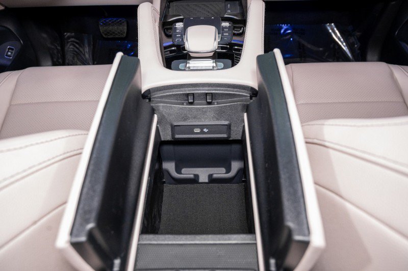 Certified 2026 Mercedes-Benz GLS 450 4MATIC image 23