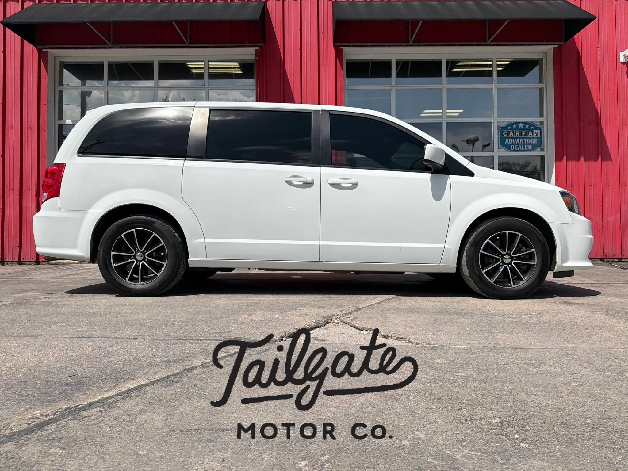 Used 2019 Dodge Grand Caravan GT FWD image 1