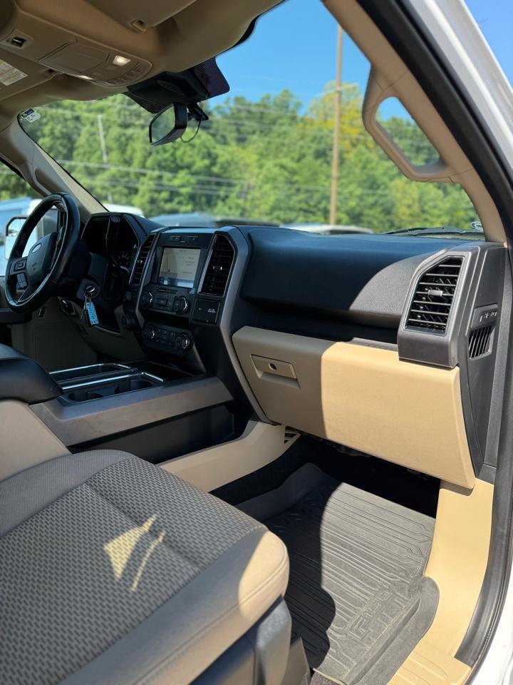 Used 2020 Ford F150 XLT w/ Equipment Group 302A Luxury AWD/4WD image 9