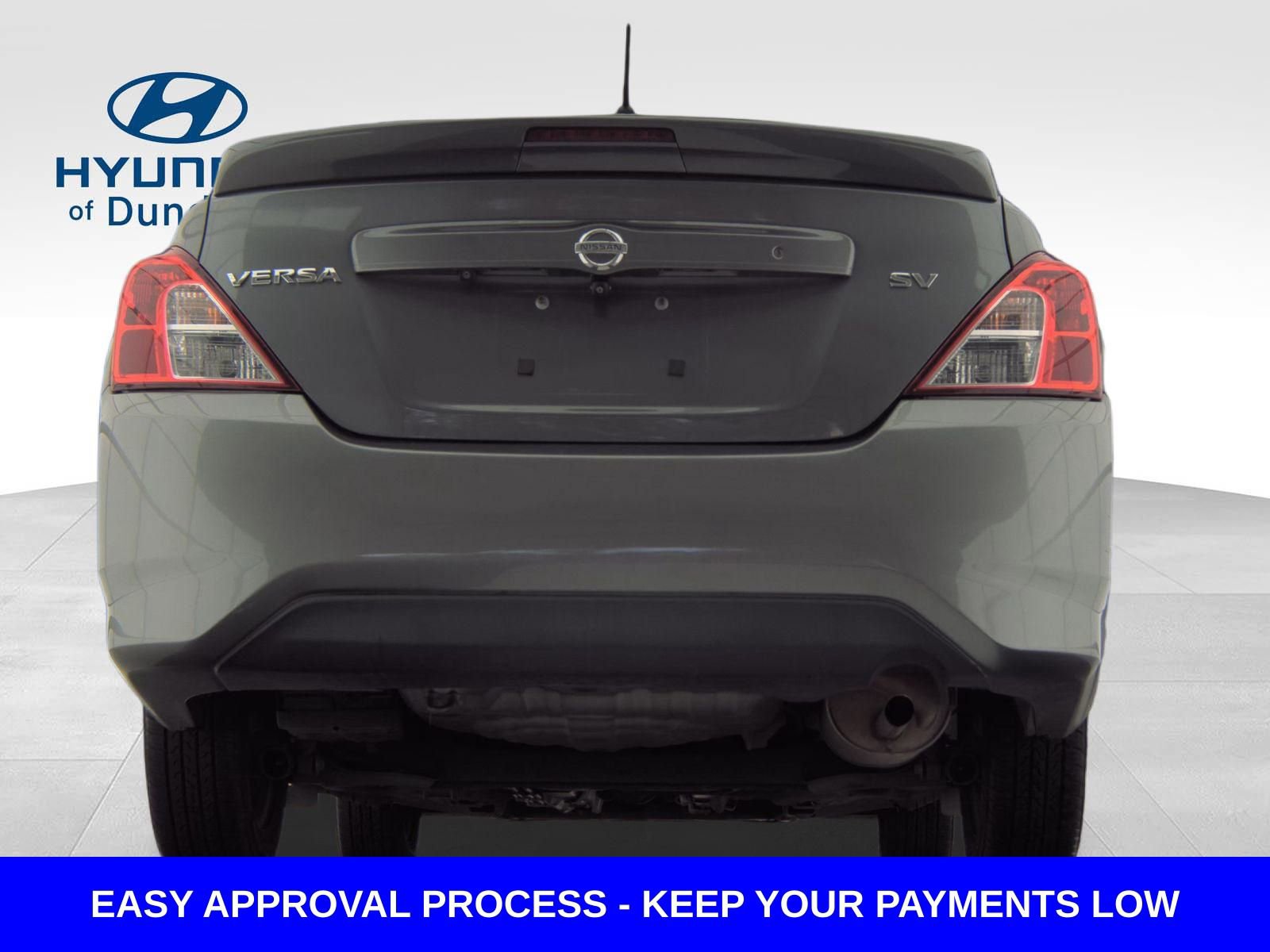 Used 2019 Nissan Versa SV FWD image 10
