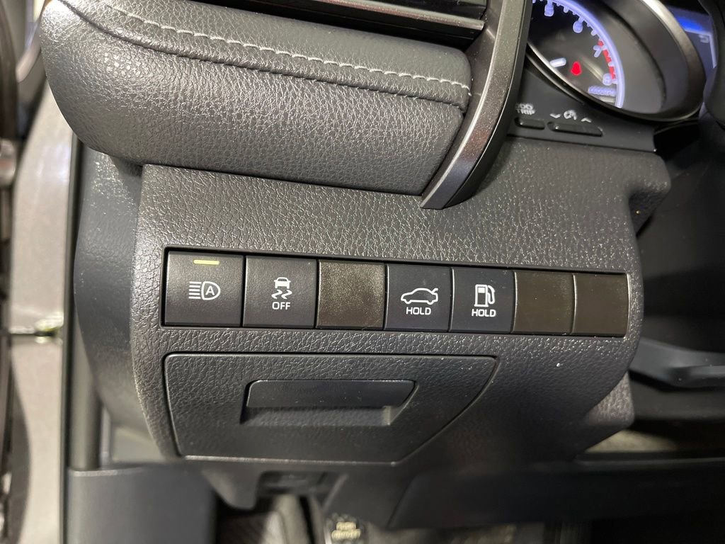Certified 2022 Toyota Camry SE image 29