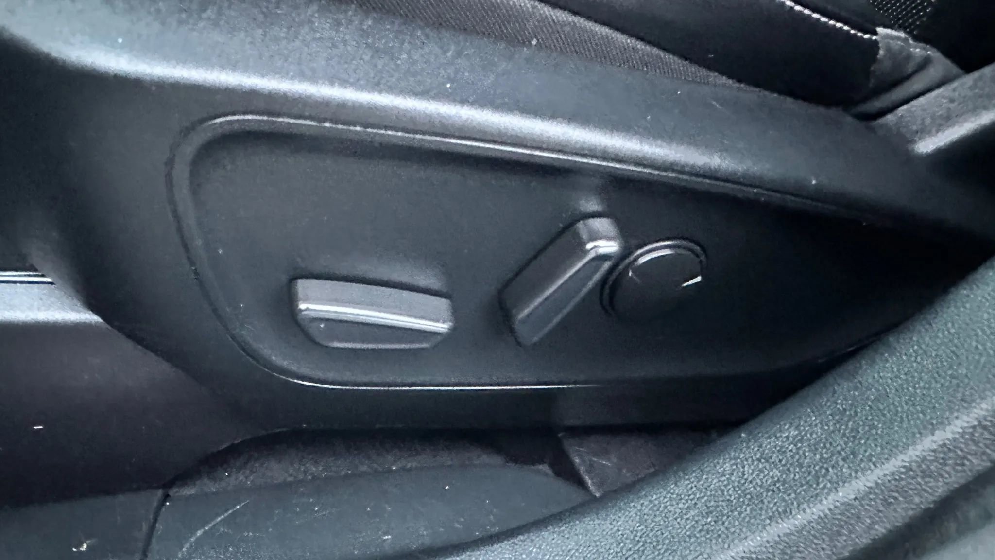 Used 2021 Ford Escape SEL image 20