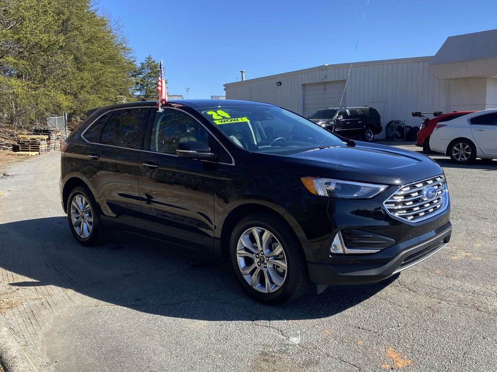 Used 2024 Ford Edge Titanium AWD/4WD image 6