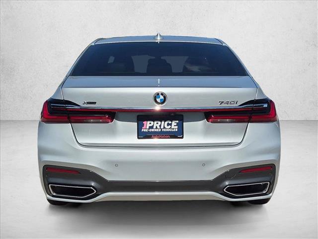 Used 2020 BMW 740i xDrive w/ M Sport Package AWD/4WD image 7