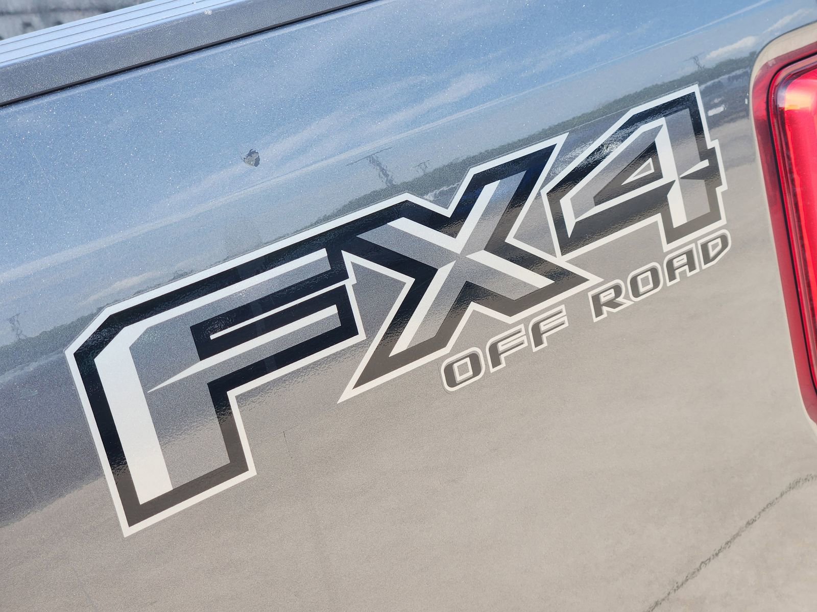 Used 2020 Ford F350 Lariat AWD/4WD image 14