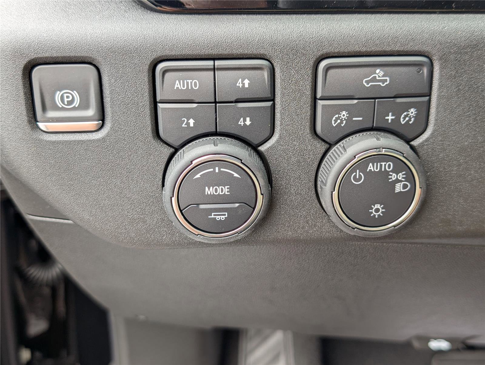 New 2026 Chevrolet Silverado 1500 LT w/ Z71 Off-Road Package image 17