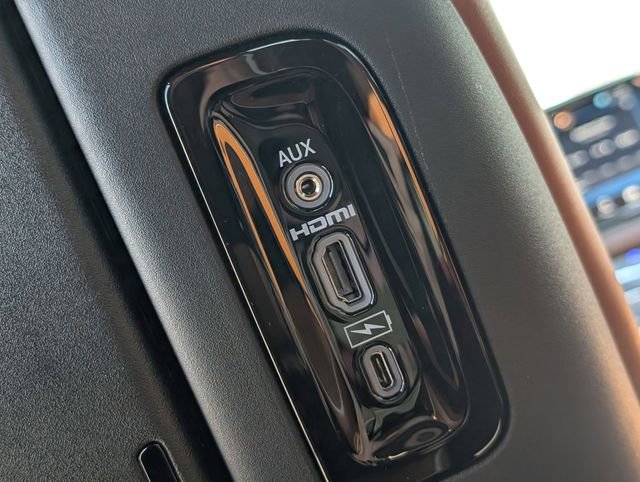 New 2026 Chrysler Pacifica Pinnacle image 26