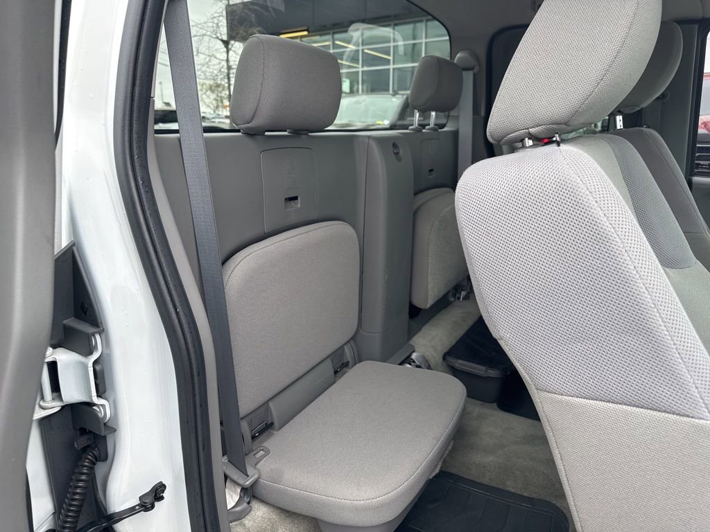 Used 2016 Nissan Frontier S image 16