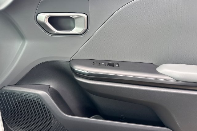 New 2027 Kia K4 FWD image 19