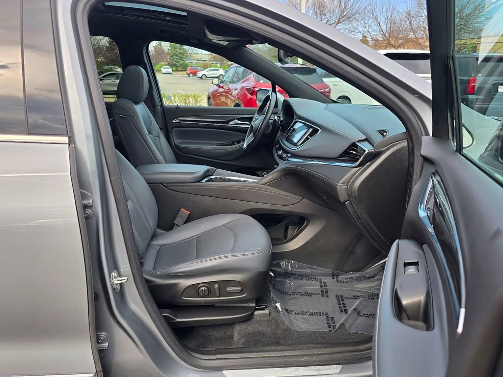 Certified 2023 Buick Enclave Essence w/ Experience Buick Package image 39