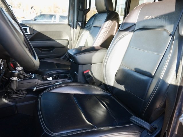 Used 2020 Jeep Wrangler Unlimited Sahara image 11