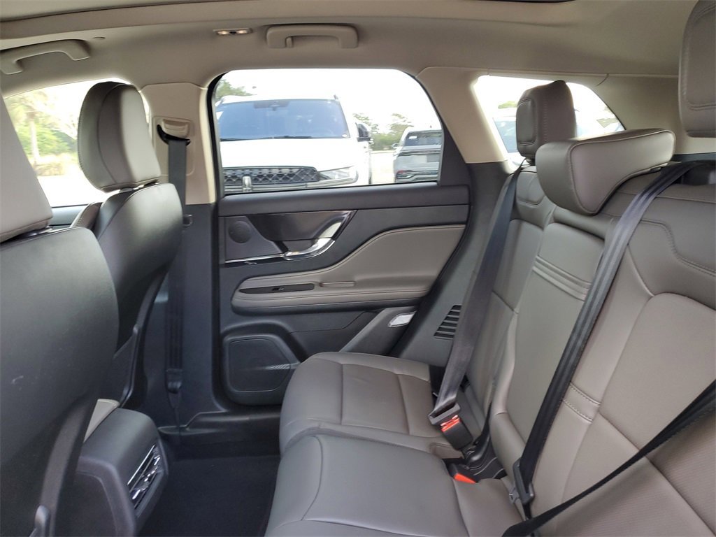 New 2026 Lincoln Corsair Reserve w/ Jet Appearance Package image 11