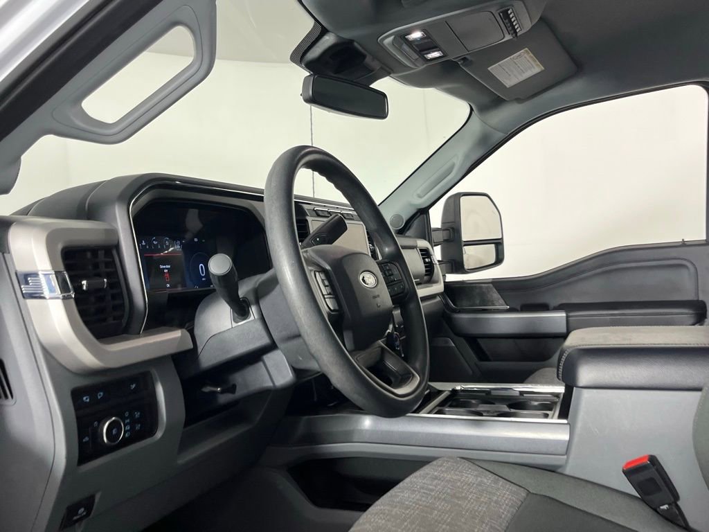 Used 2023 Ford F350 XLT w/ XLT Premium Package image 21