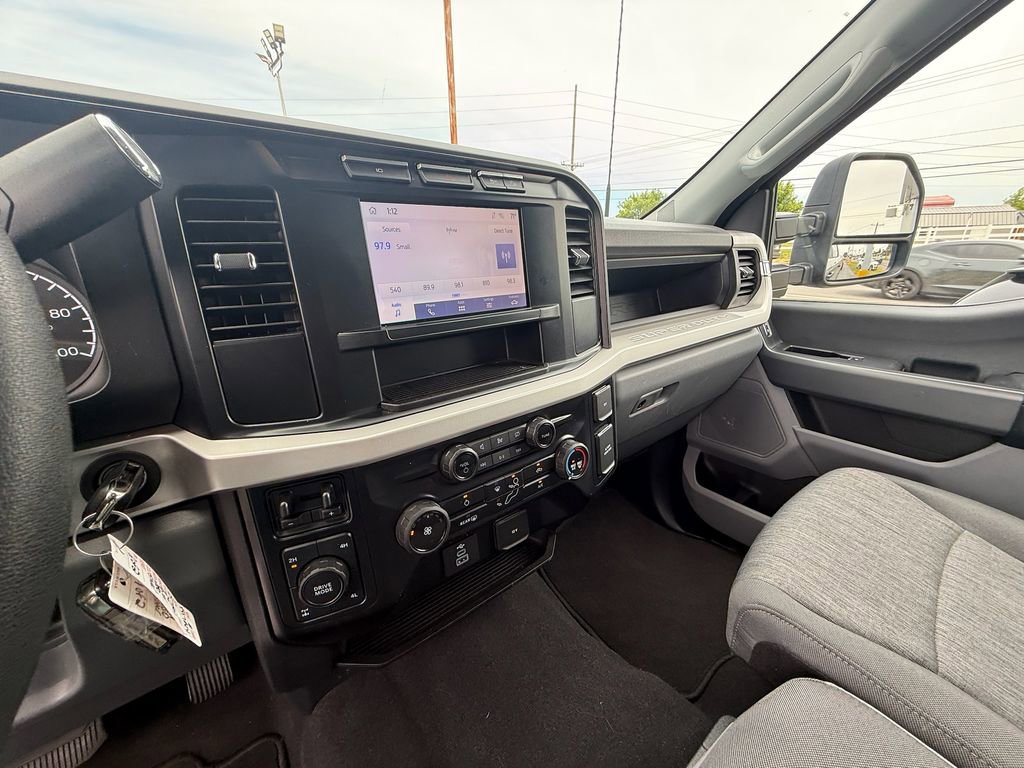 Used 2024 Ford F250 XL w/ STX Appearance Package AWD/4WD image 15