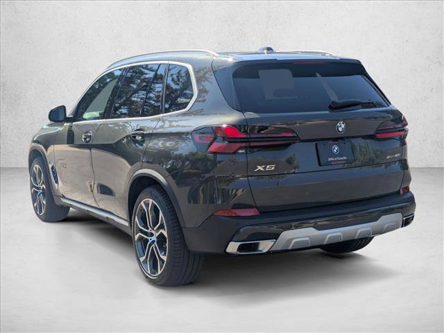 Used 2026 BMW X5 xDrive40i w/ Climate Comfort Package image 8