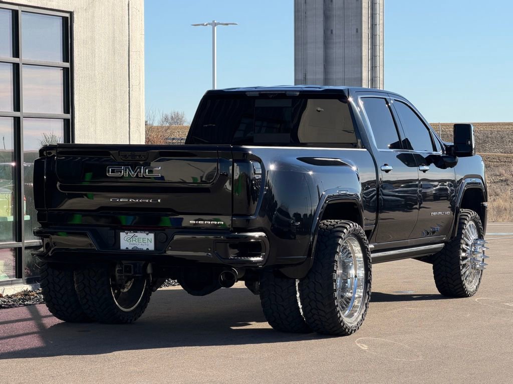 Used 2024 GMC Sierra 3500 Denali Ultimate image 5