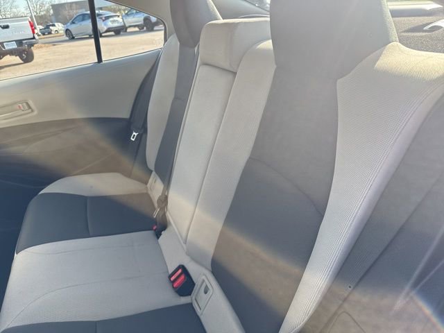 Used 2025 Toyota Corolla LE image 21