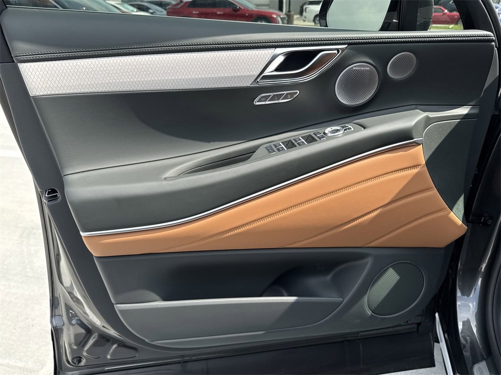 New 2025 Genesis GV80 3.5T Prestige image 10